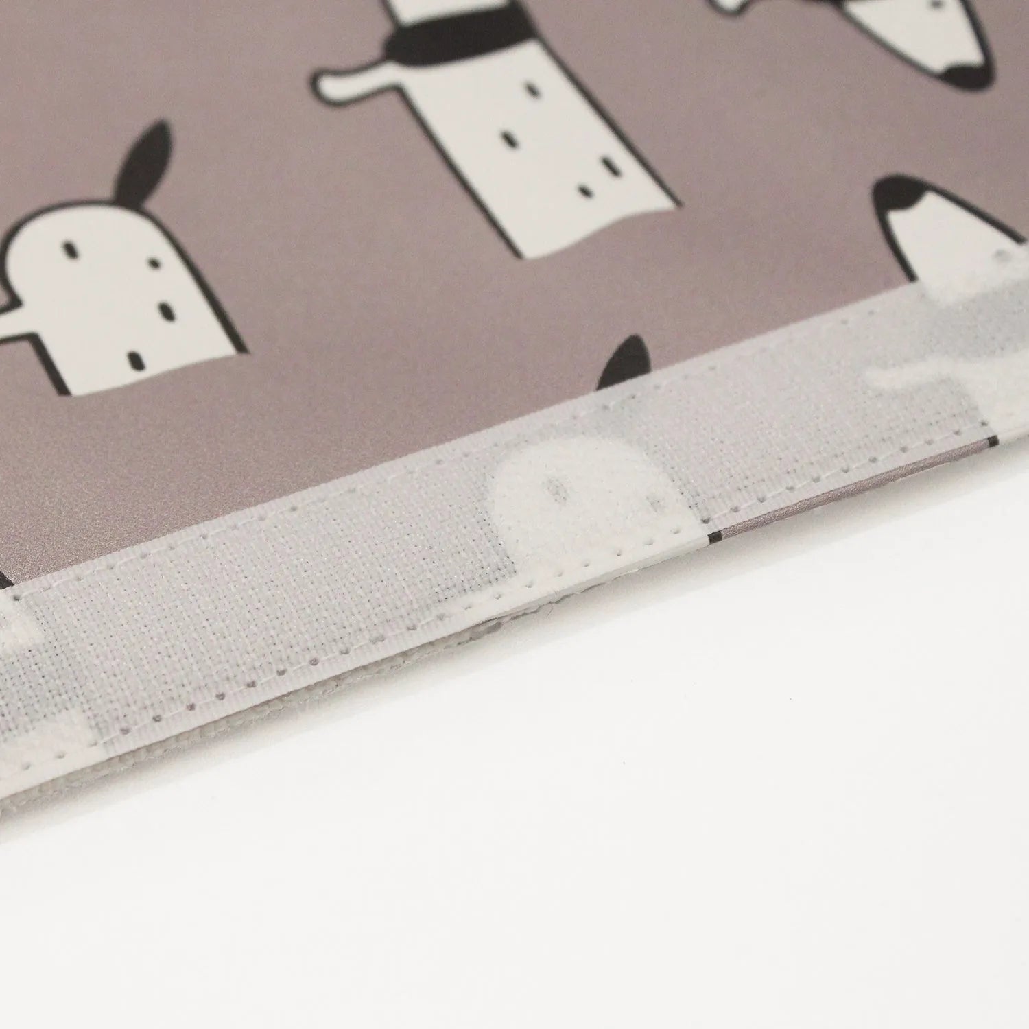 Cute cartoon sausage dog design PU leather seat belt shoulder pad protector 14x22cm
