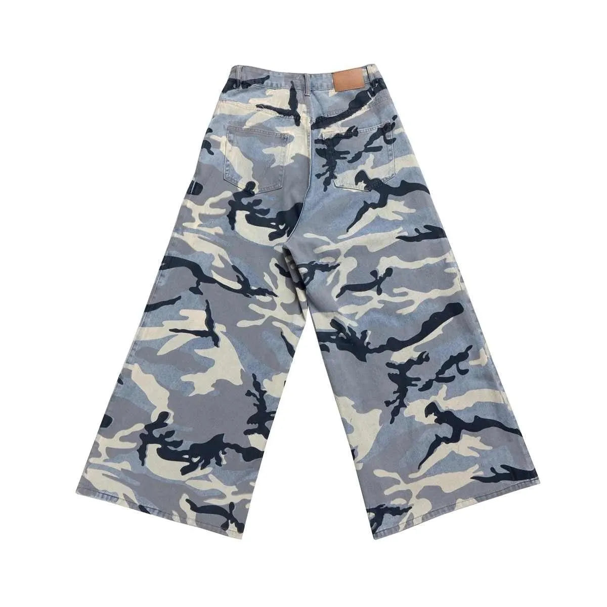 Snow camouflage blue jeans with mid-waist loose-fit design and micro-elastic cotton denim construction