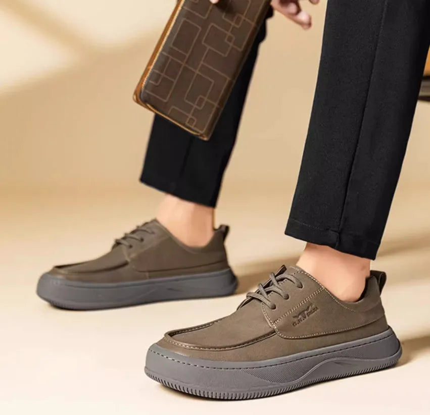 British retro big toe casual leather shoes with stitching detail, brown colour, rubber sole
