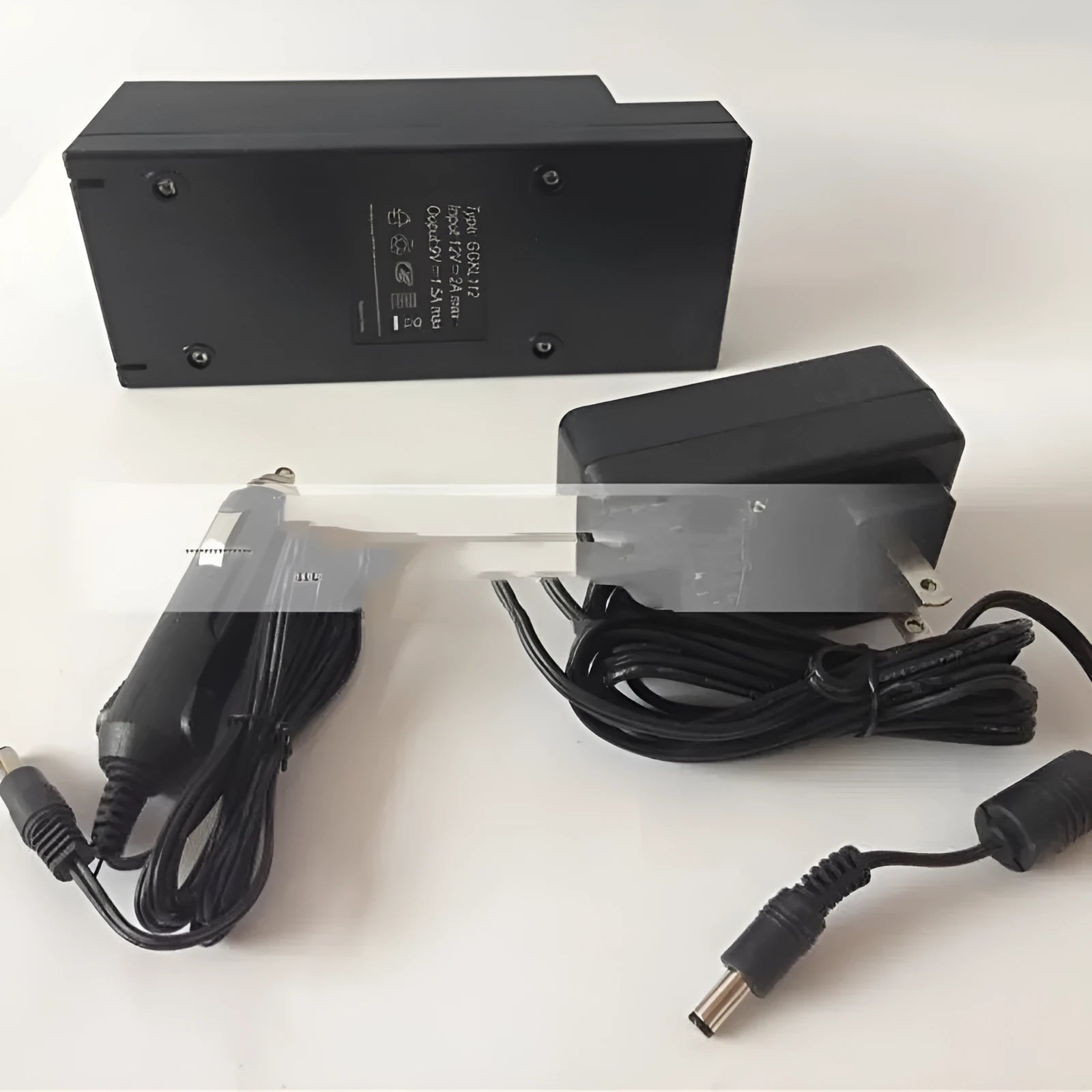 GKL112 12-inch 220v car charger with US plug for vehicle installation