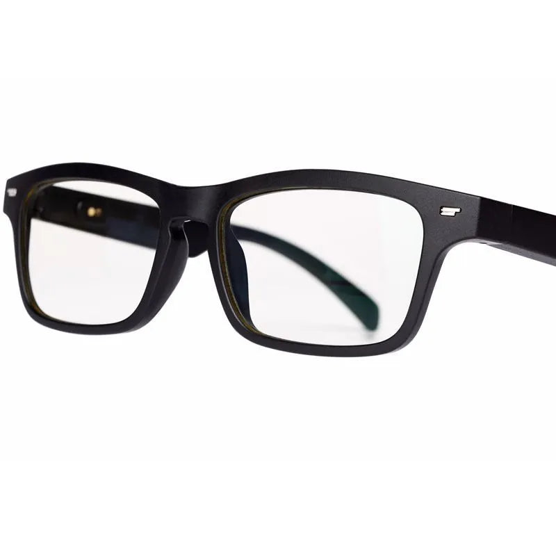 Black smart glasses with Bluetooth audio functionality and polarised lenses for sports and outdoor use