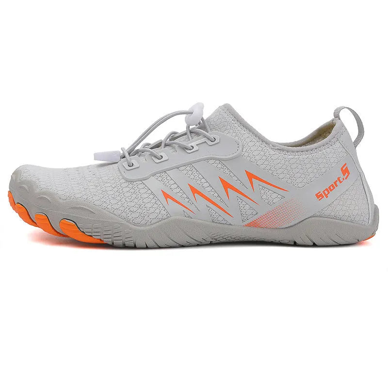Quick-drying wading river tracing shoes with mesh upper and rubber sole in gray low-top design