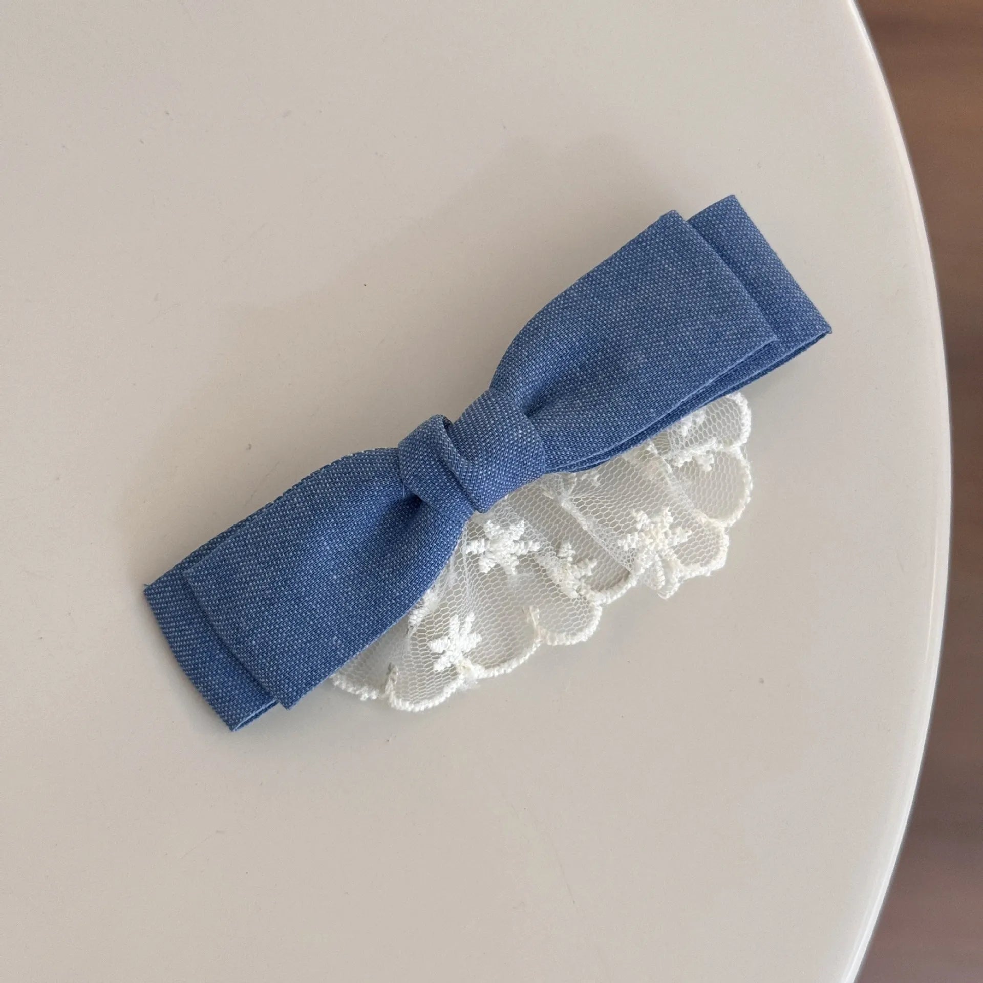 Cloth hair barrettes set with blue bow, beige lace, and pearl butterfly styles for women