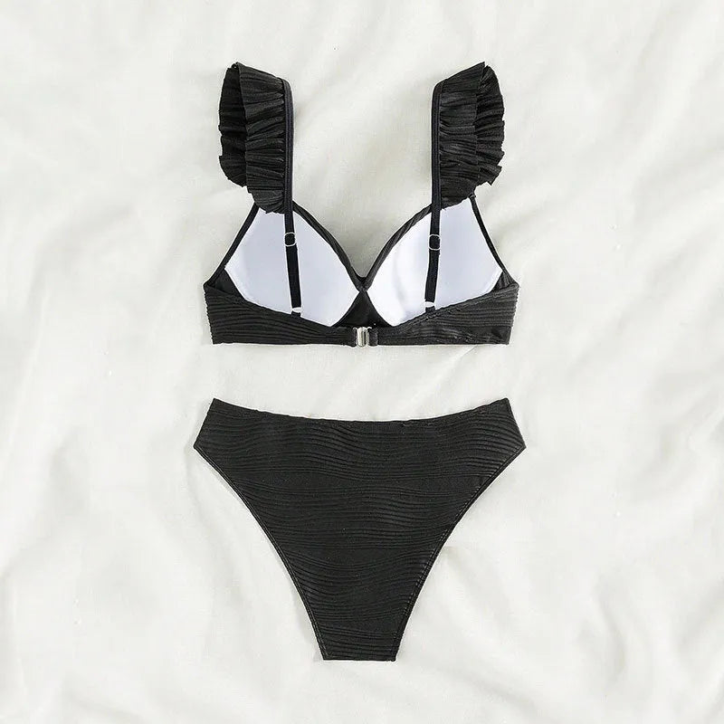 Solid colour women's polyester bikini swimsuit in black or khaki