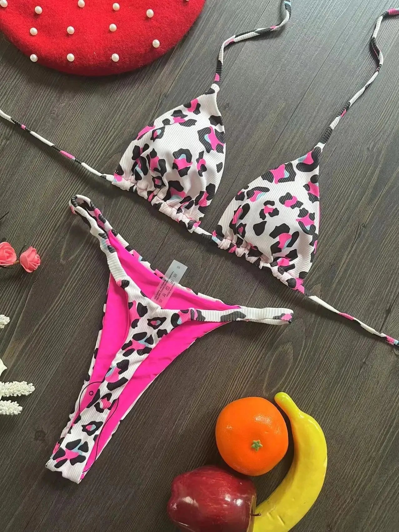 Women's printed bikini swimsuit in quick-drying nylon fabric with cotton-lined briefs