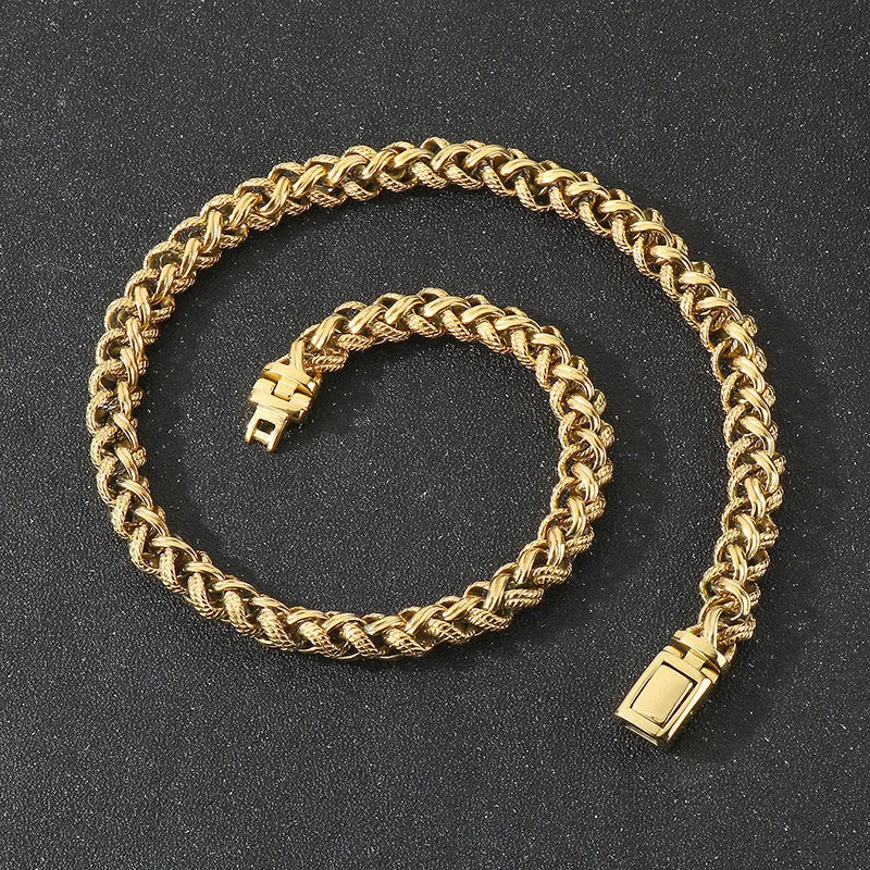 Men's titanium steel keel chain necklace with geometric design on a large hemp flowers chain in antique silver.