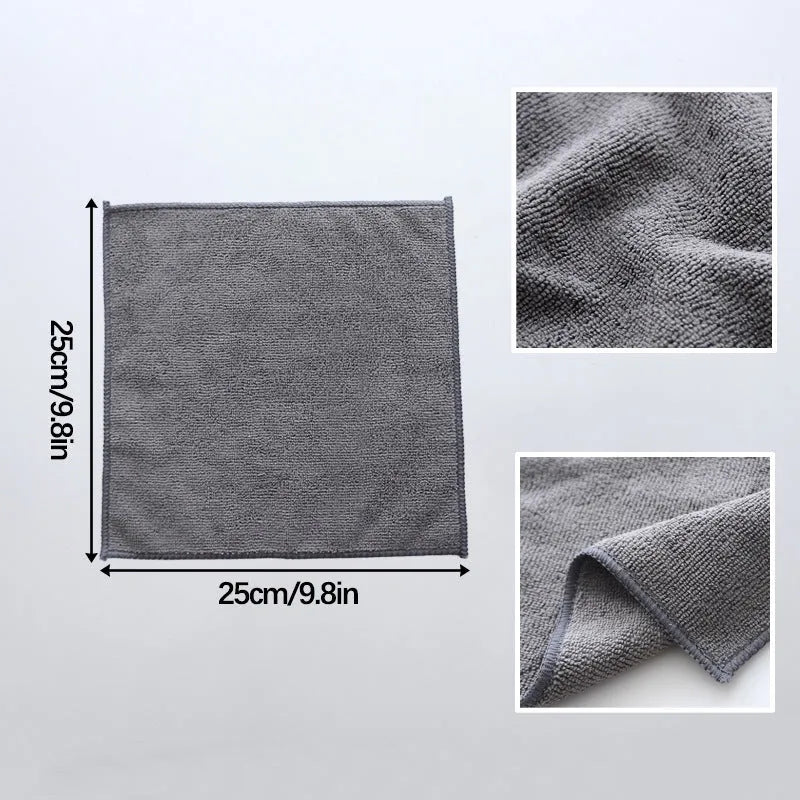Grey 25x25 cm microfiber kitchen cleaning cloth for oil and grime.