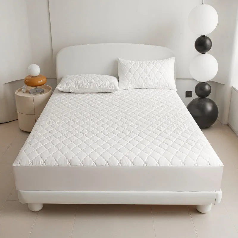 Diamond lattice quilted bamboo fibre waterproof mattress protector set with fitted sheet and pillowcases
