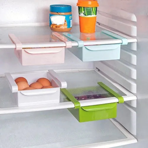 Plastic refrigerator clapboard storage rack with drawer design in beige, 16.5x15.5x7cm, PP material
