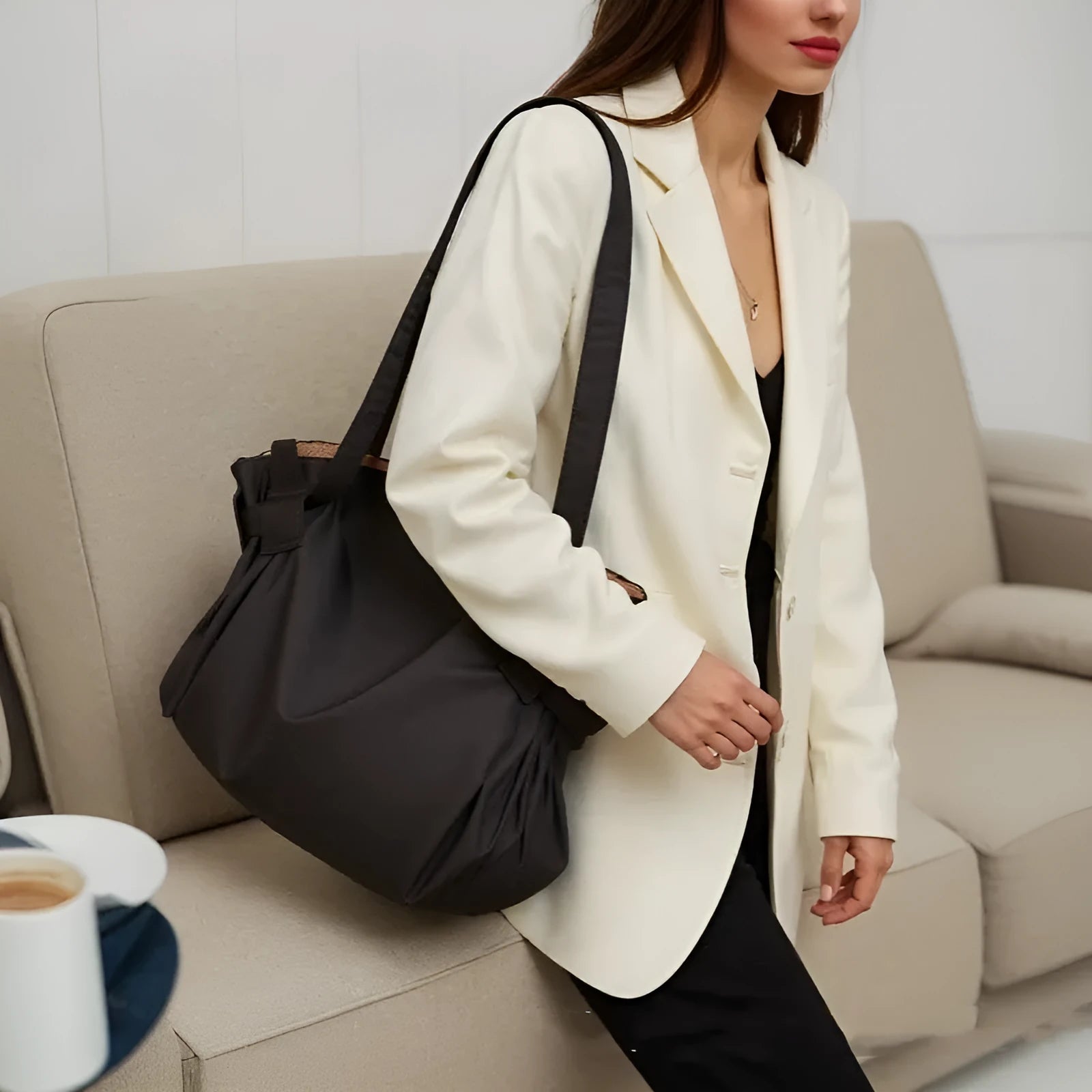 Large capacity shoulder crossbody luggage bag for women in black Oxford cloth with solid colour design
