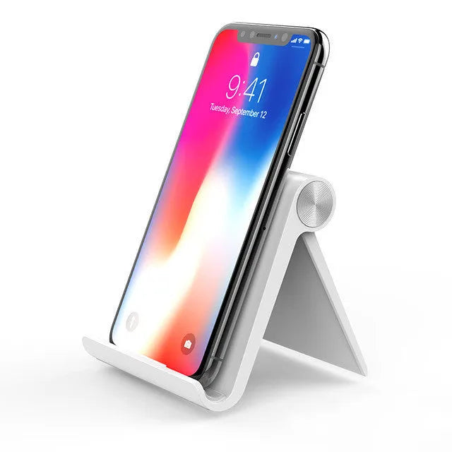 UGREEN Lazy Bracket phone holder holding a smartphone in clamp, black colour, portable design