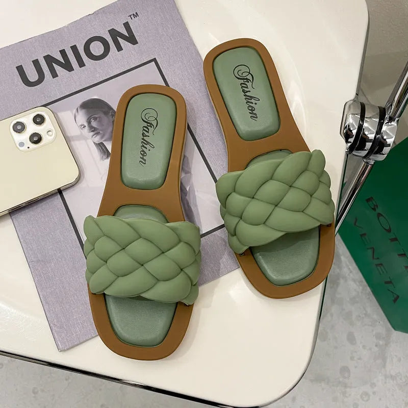 Women's plaid pattern PVC beach sandals with thick anti-skid soles