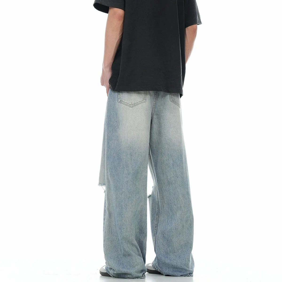 Men's blue straight-leg retro jeans with zipper fly in cotton blend fabric
