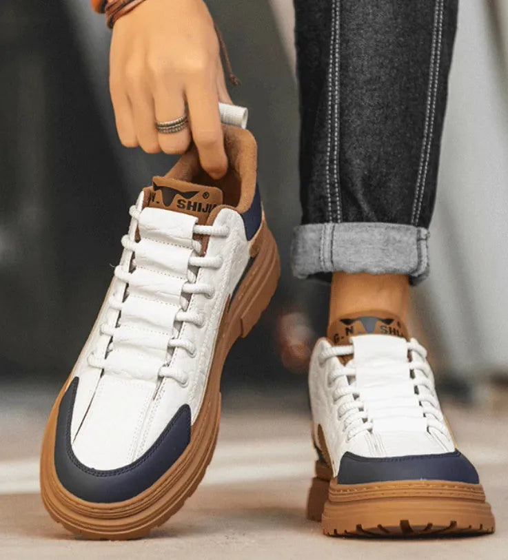 Summer platform casual sneakers with thick rubber sole, black and white colour options, height-increasing design