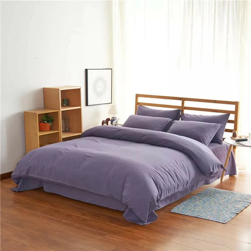 Four-piece polyester bedding set with sheet, quilt cover, and pillowcases in olive colour, modern simple style for 2m bed