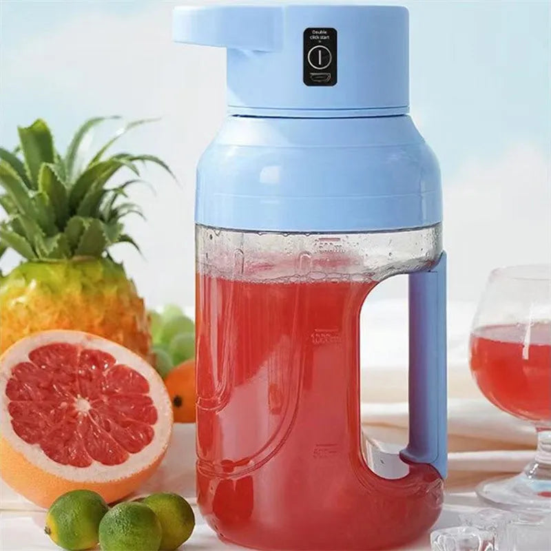 Portable electric juicer 1500ml USB rechargeable in pink with double handles and steel blades