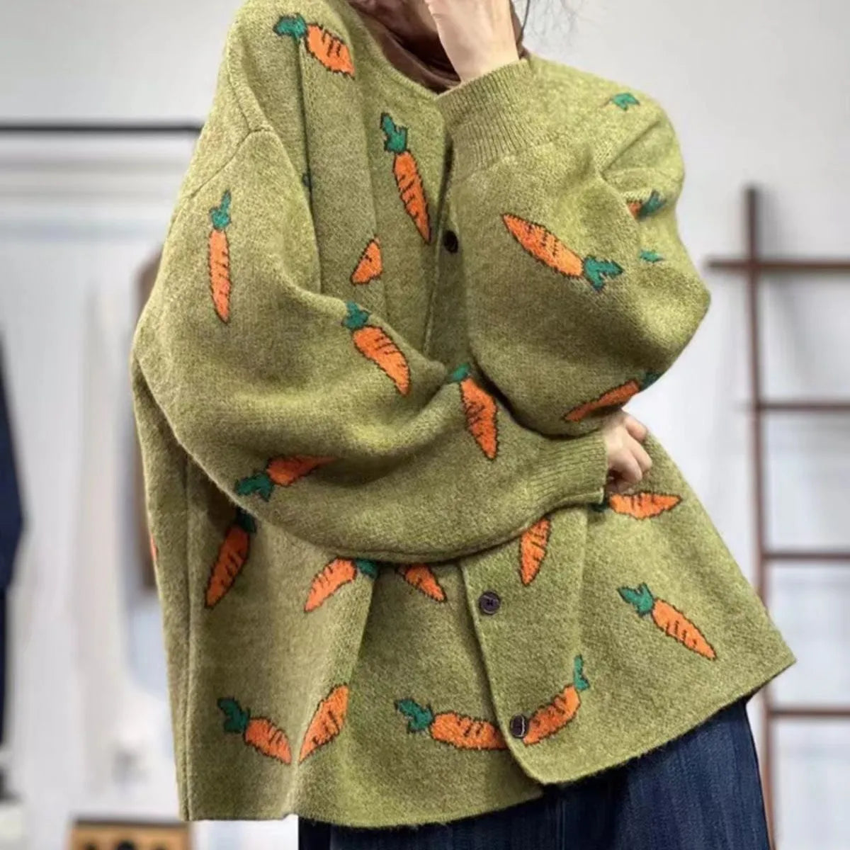 Mori art style printed cardigan sweater with colour contrast, loose fit, round neck.