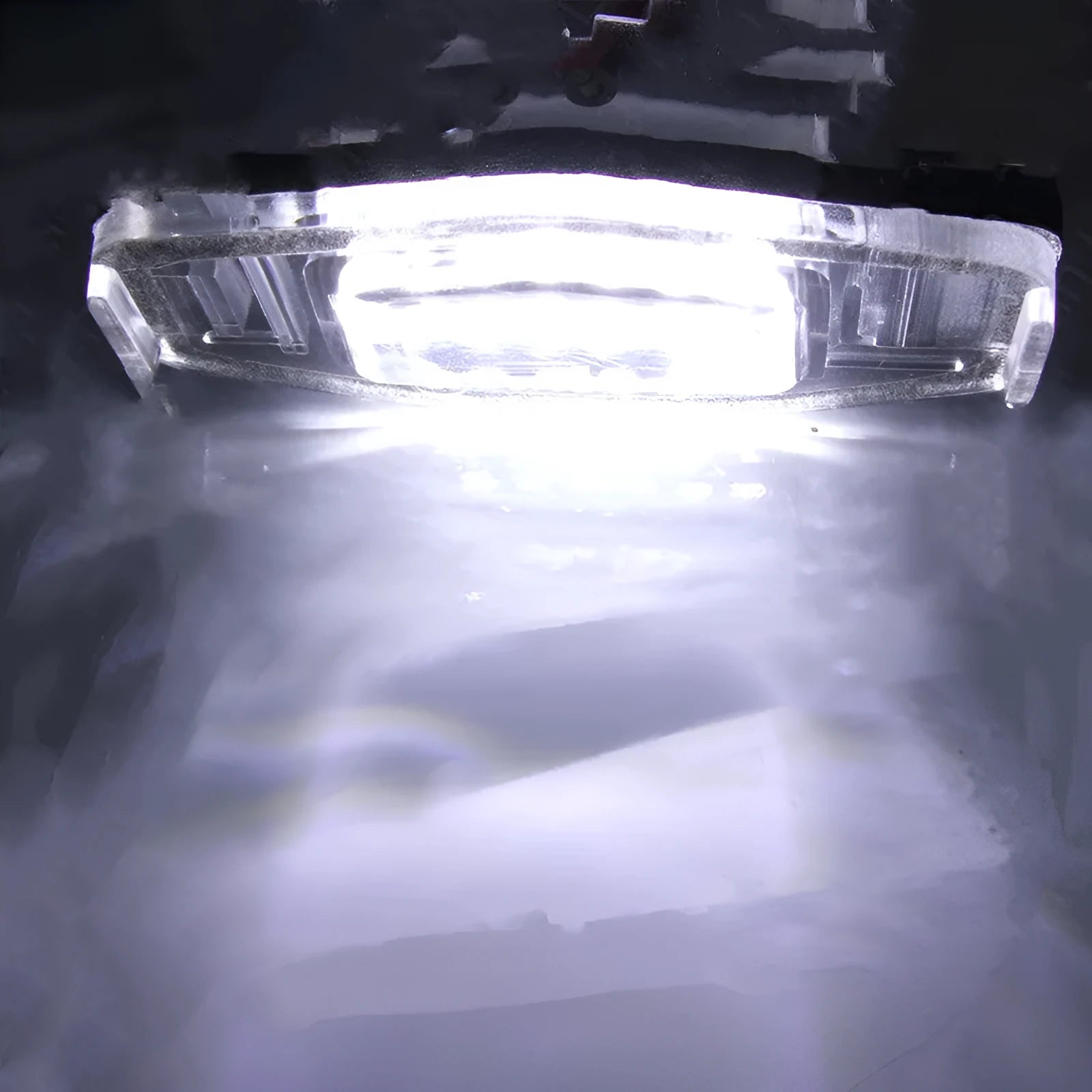 White LED licence plate light for Honda CIVIC with plastic housing and 12V connection