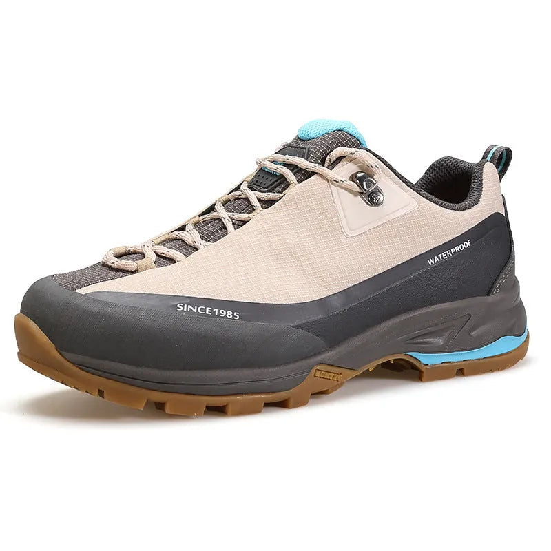 Men's low-top mountain climbing shoes with leather mesh upper and non-slip rubber outsole