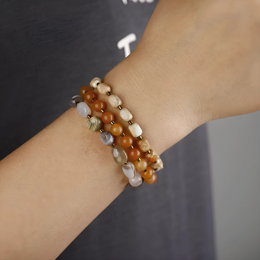 Hand-woven Persian Gulf agate multi-layer bracelet in 3790 colour, unisex simple geometry style on a light background