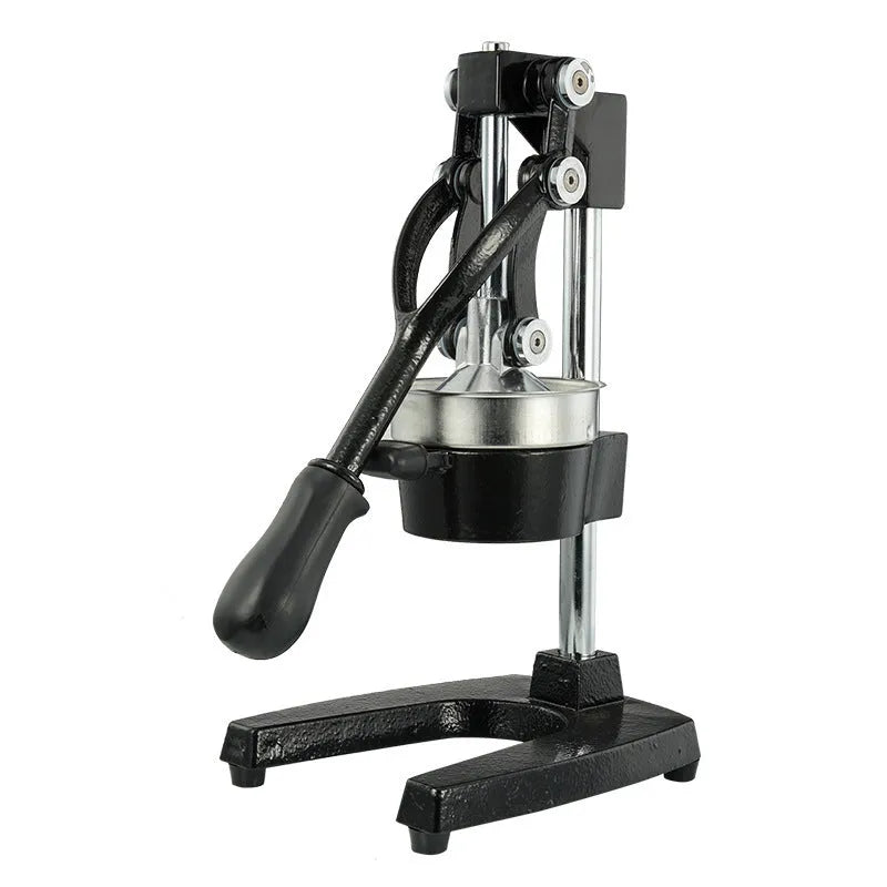 Cast iron manual citrus juicer with stainless steel strainer, 40cm height, in black colour