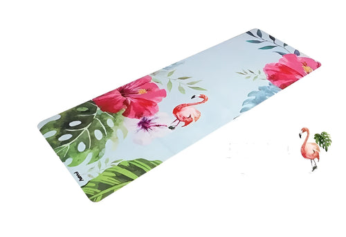 1.5mm natural rubber folding yoga mat with slip-resistant surface and printed pattern in green