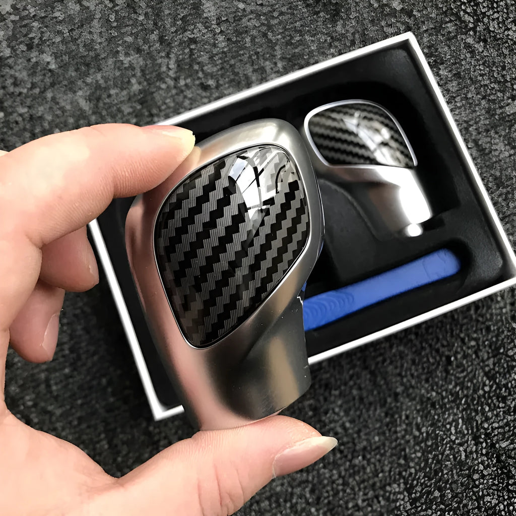 Carbon fibre DSG gear side cover with chrome matt finish and leather knob on shifter assembly