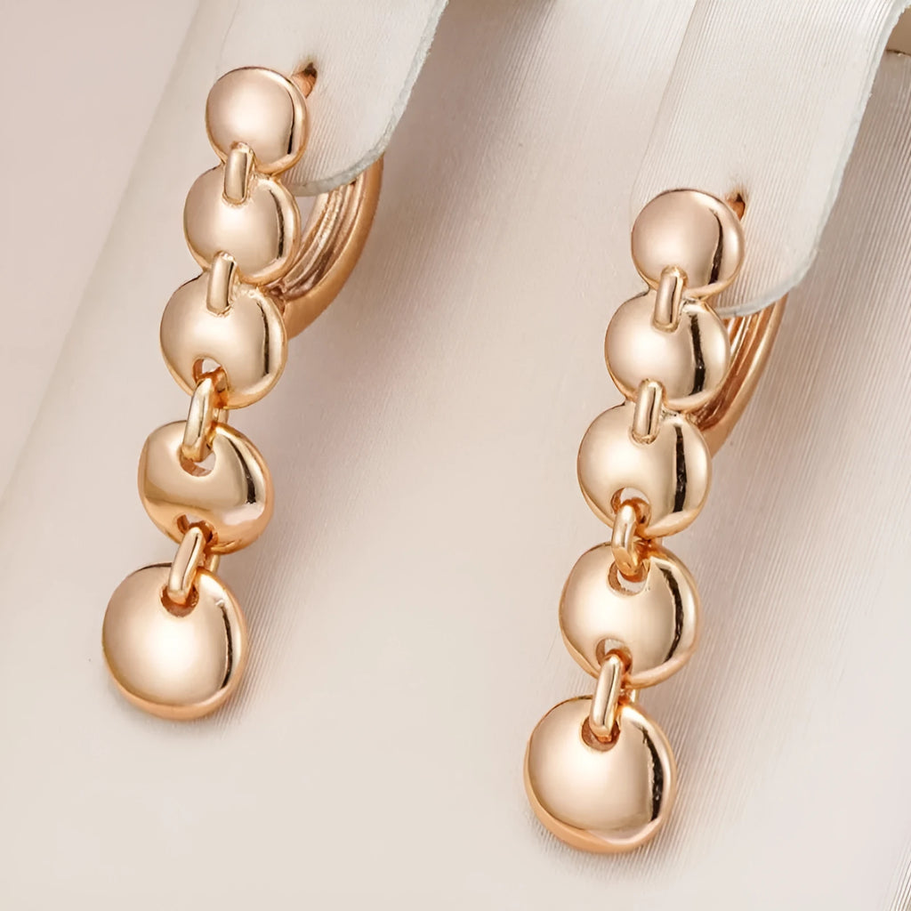 Retro long round circle earrings in woven copper with gold finish
