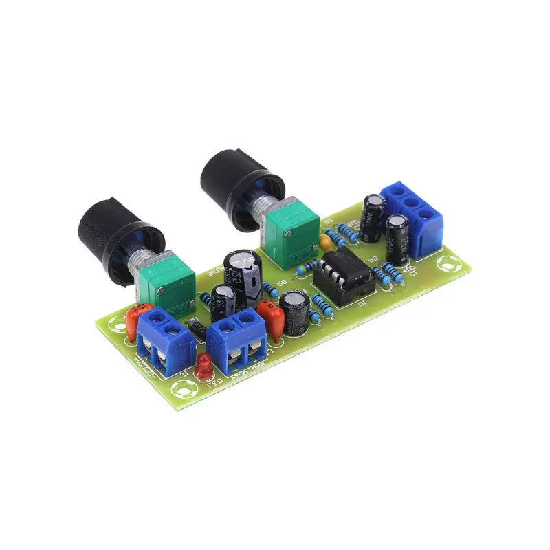 Single power supply 10-24V super dynamic bass boost front stage circuit board on a white background.