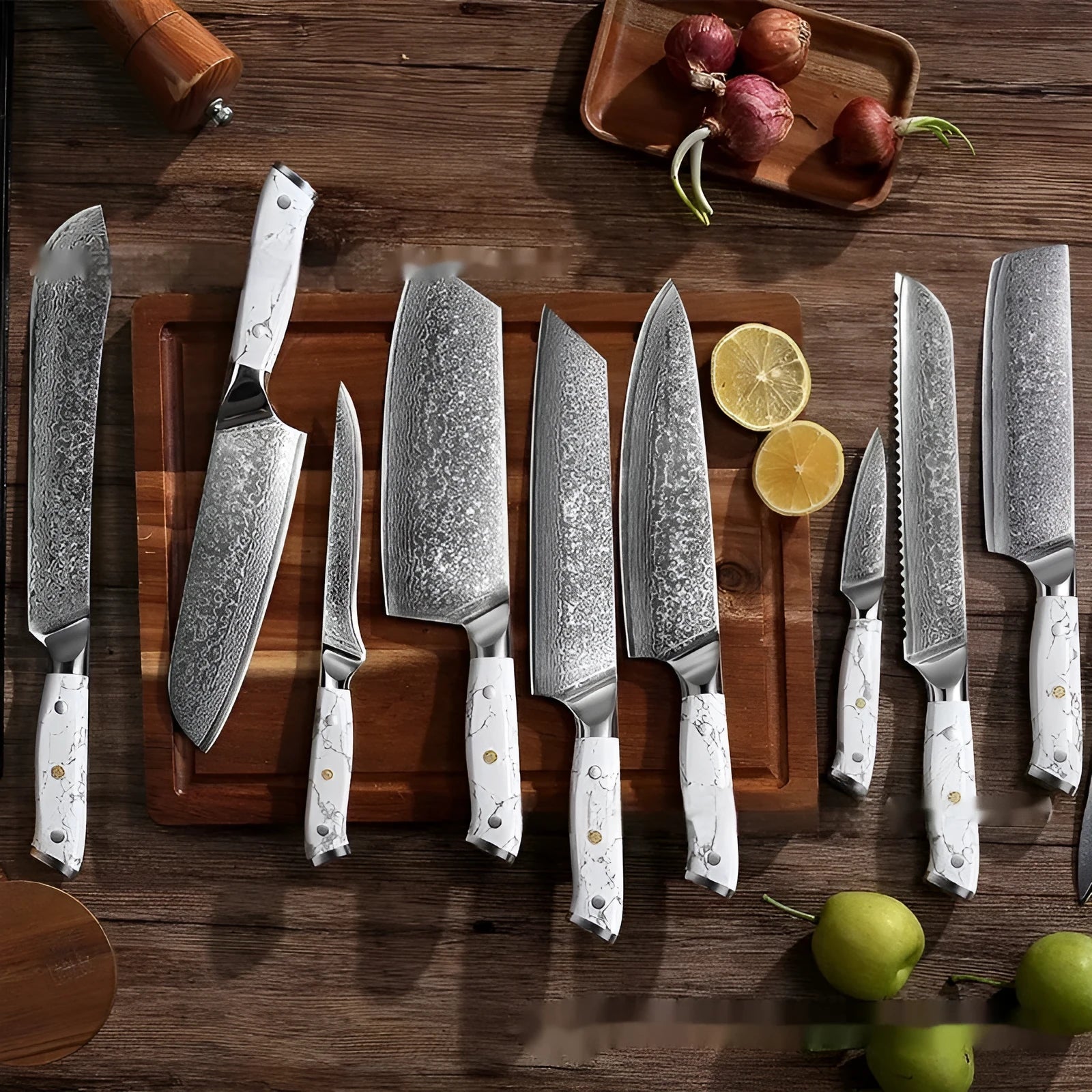 Damascus pattern VG10 stainless steel chef knife with 21cm blade for kitchen use