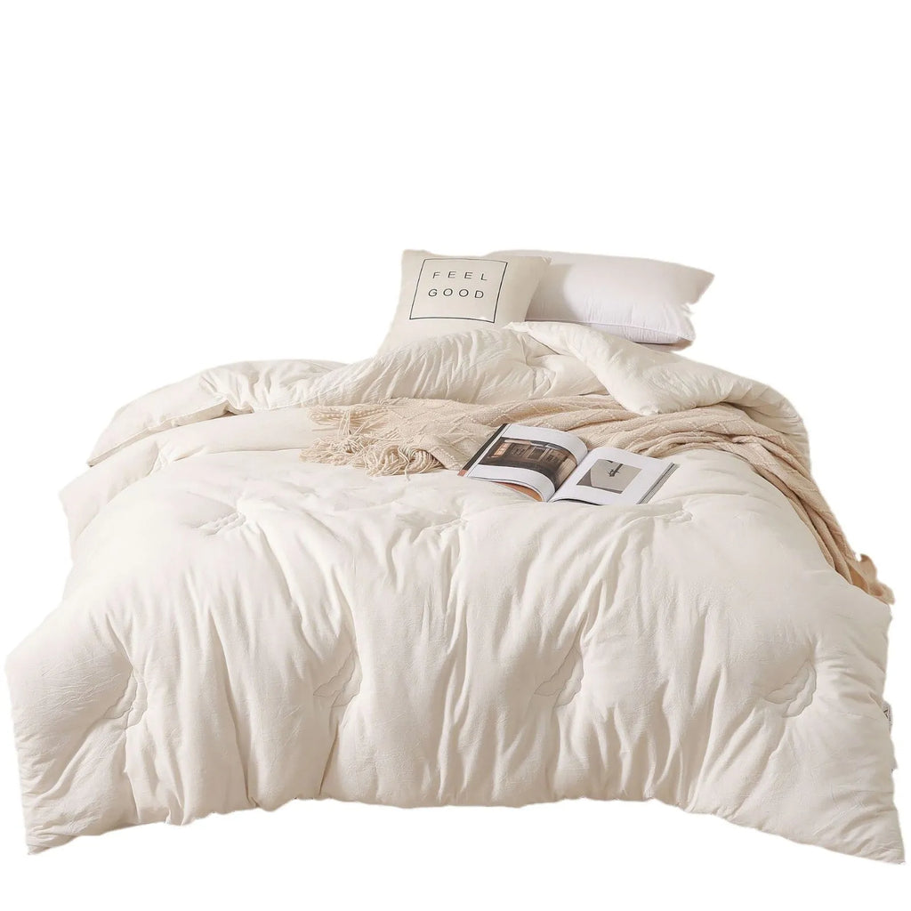 Soybean fibre quilt with pure cotton cover in white, pink jade, or grey colour.