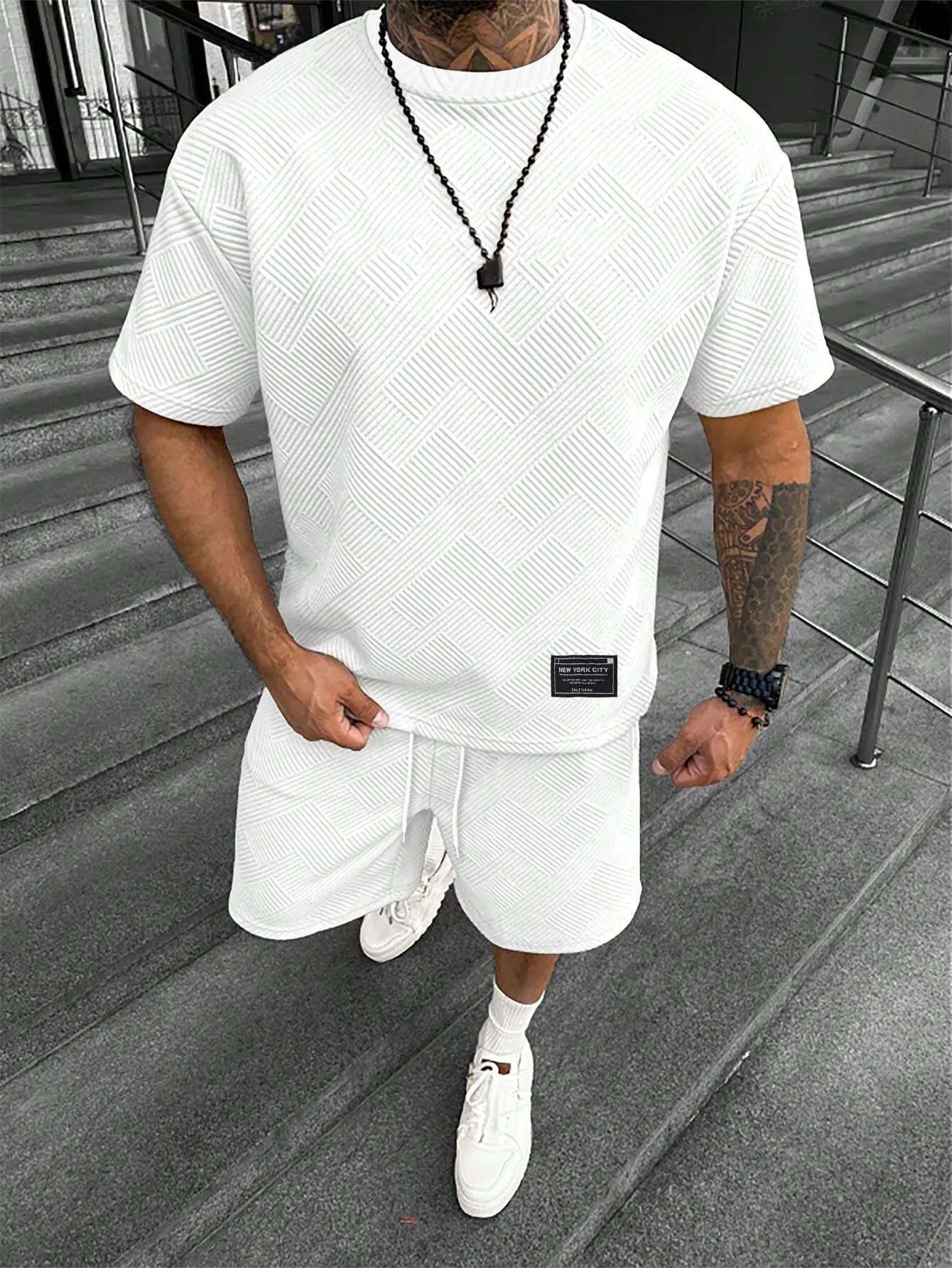 Men's short sleeve shorts suit with printed pattern, polyester fabric, in multiple colours and sizes