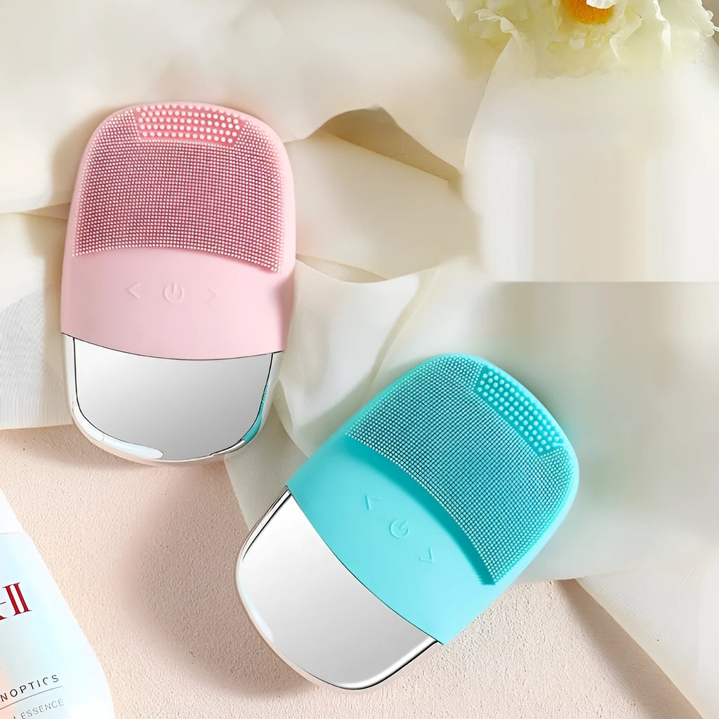 Silicone electric facial cleansing brush in Lake Blue with three vibration gears and silicone bristles