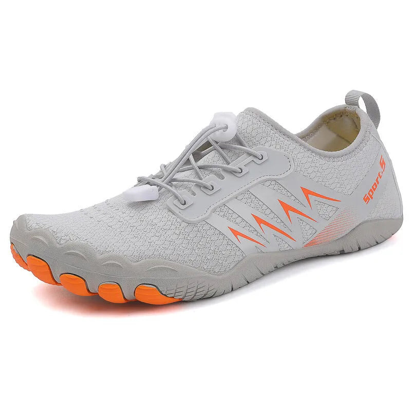 Quick-drying wading river tracing shoes with mesh upper and rubber sole in gray low-top design