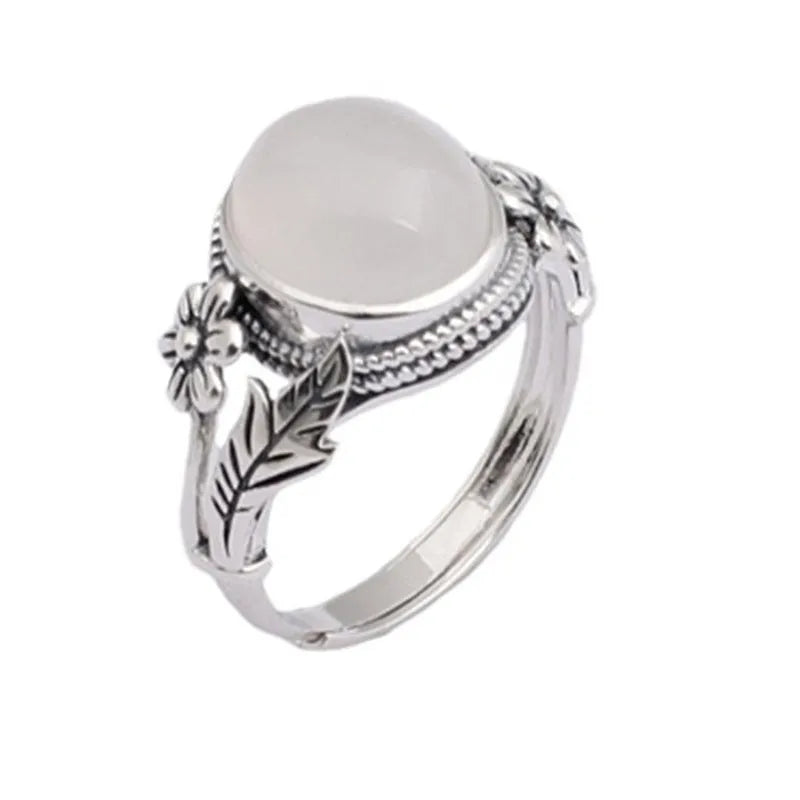 Adjustable U-shaped copper vintage ring with white chalcedony colour finish and open mouth design