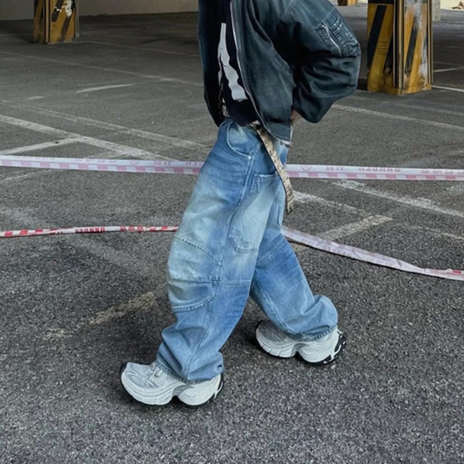 Profile pleated baggy washed white blue cotton denim straight-leg jeans with zip fly