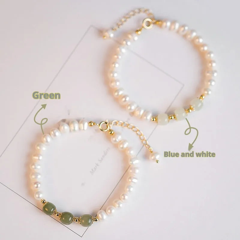 Natural freshwater pearl bracelet in diamond shape, available in deep or light Hetian jade colour.