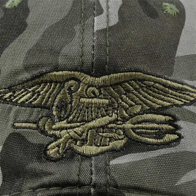 Army tactical baseball cap in green with adjustable strap lightweight polyester cotton blend
