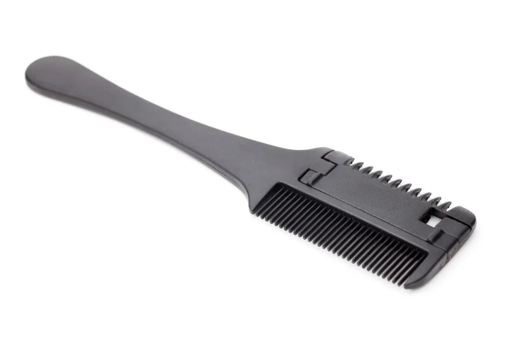 2-in-1 pet razor comb with comb and trimming blade for grooming dogs and cats