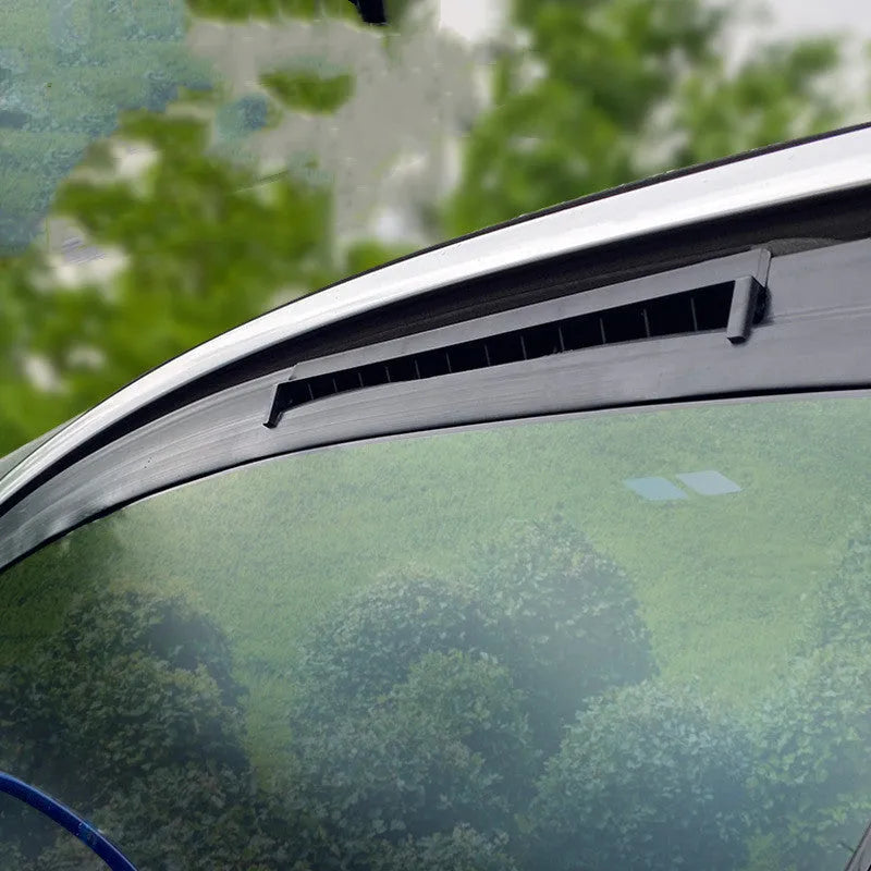 Black and white USB-powered car ventilation fan for exhaust odour and heat dissipation