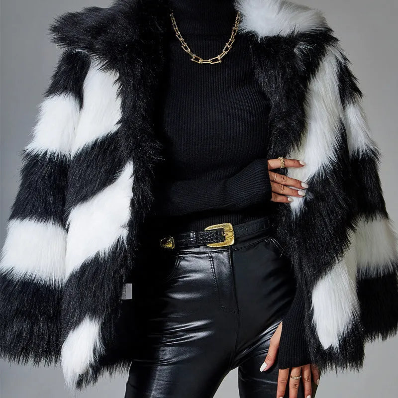 Women's contrast lapel faux fur collar coat in picture colour with normal 50cm length