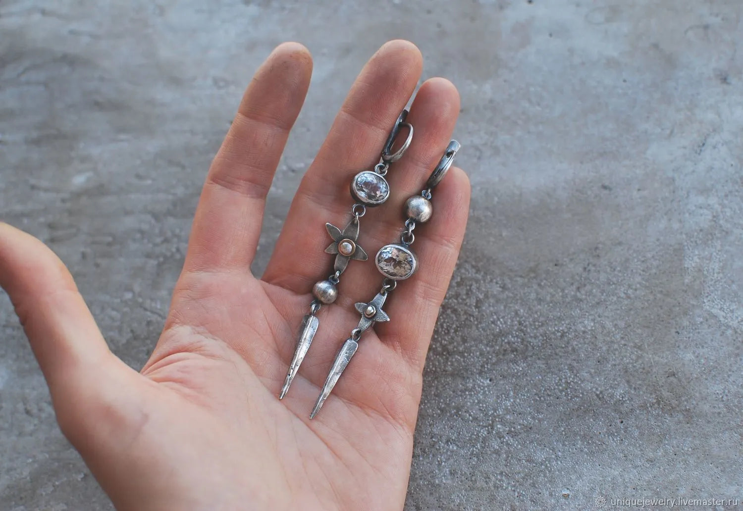 Hesheng antique silver geometric XINGX pendant earrings with rhinestone detailing and long drop design