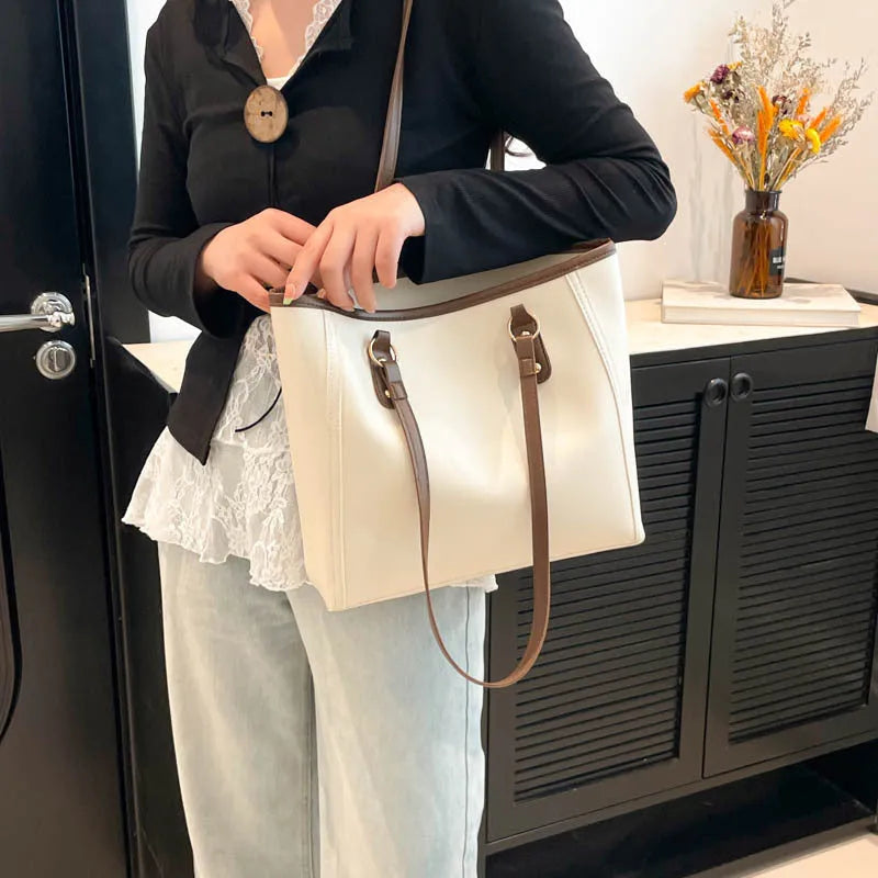 Retro contrast colour large capacity PU tote bag in horizontal square shape with slit pocket