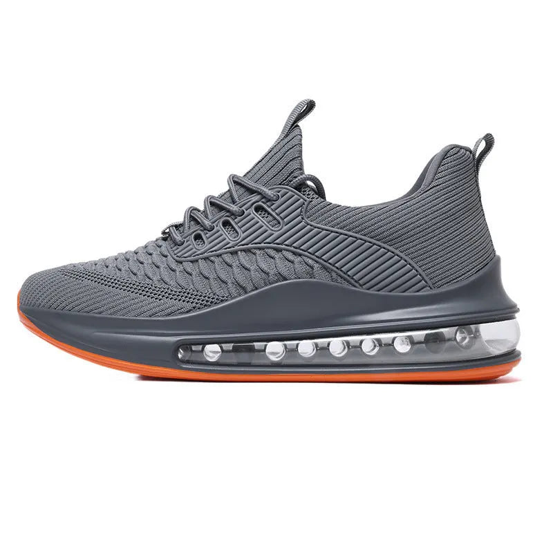 Men's low-top mesh running shoes in black, featuring round toe and lace-up front.