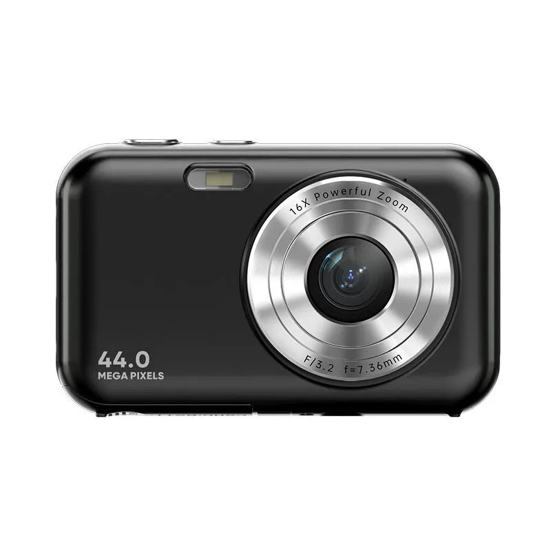 Children's digital camera in multiple colours with 2.4-inch screen and 44MP resolution