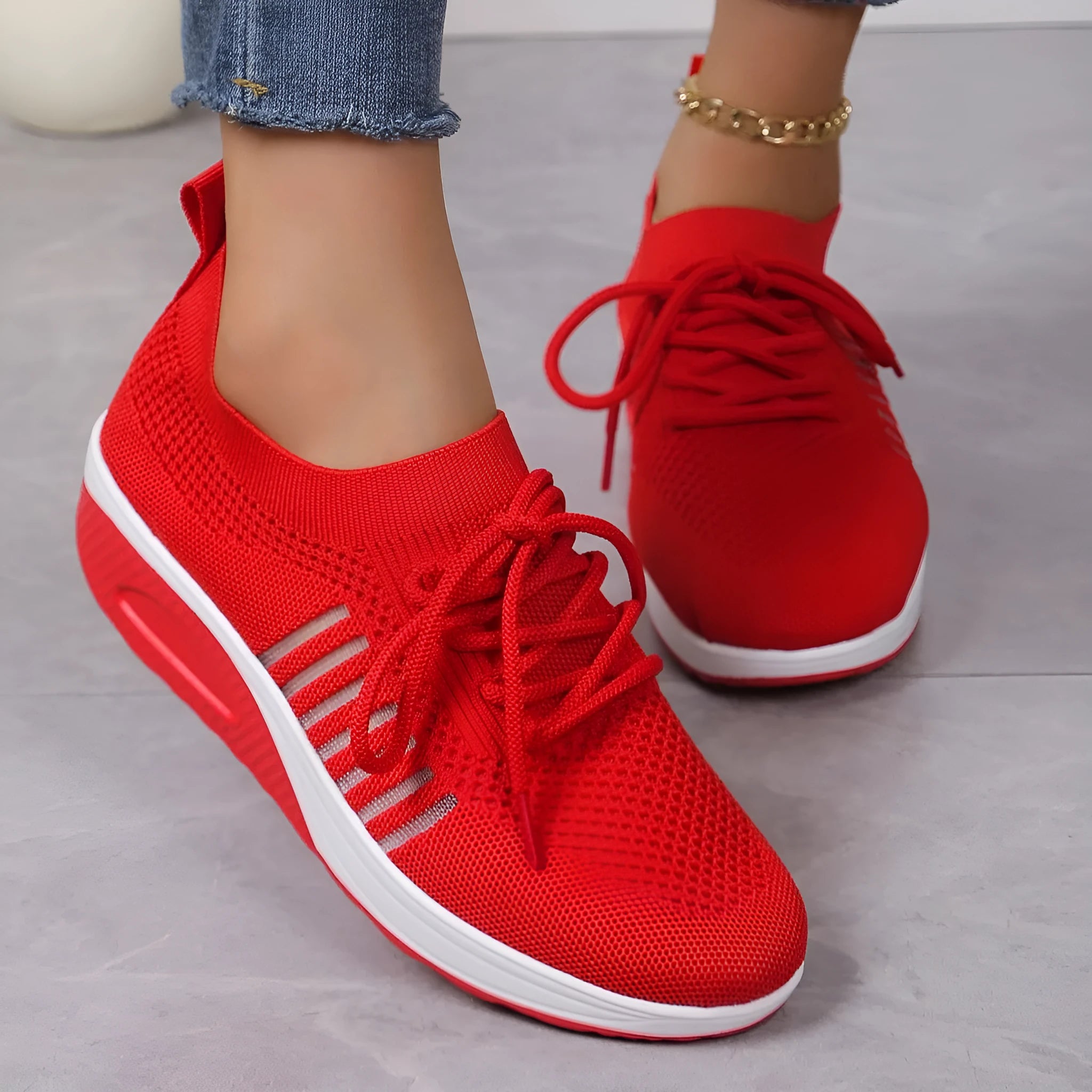 Platform height increasing front lace-up flat shoes for women in black mesh upper and rubber sole with low heel