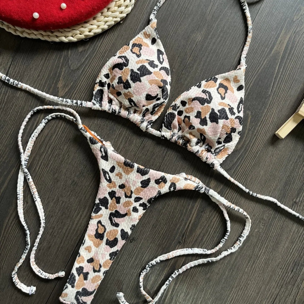 Women's printed bikini swimsuit in quick-drying nylon fabric with cotton-lined briefs