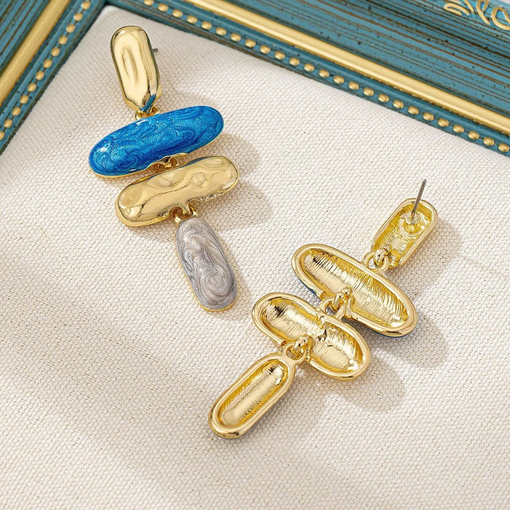 Women's geometric stud earrings with electroplated multicolour finish on zinc alloy