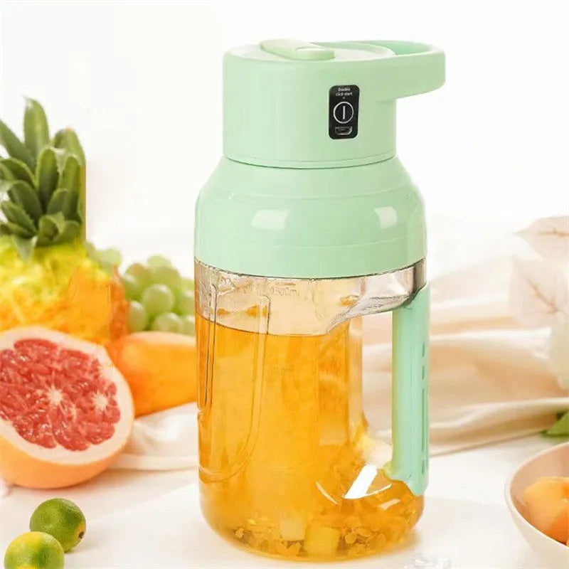 Portable electric juicer 1500ml USB rechargeable in pink with double handles and steel blades