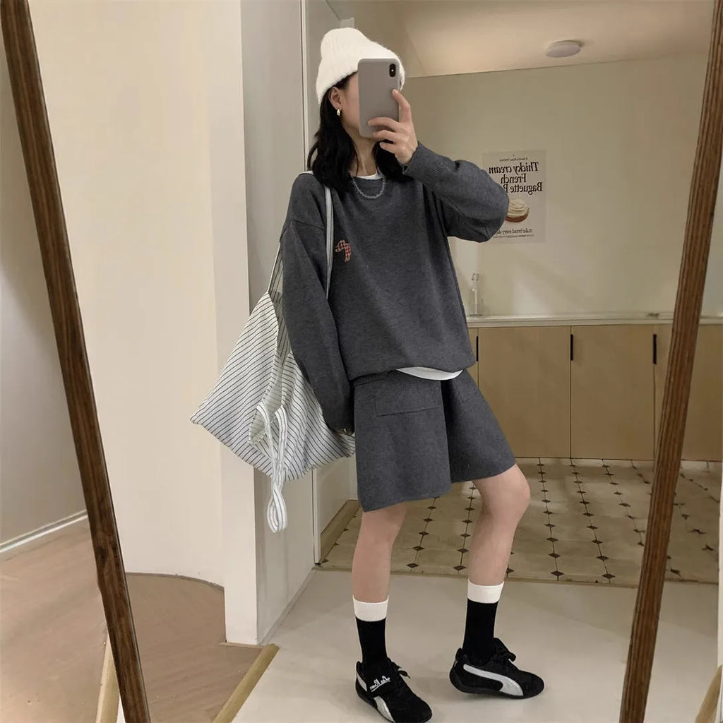 Women's milk blue knitted sweater and shorts set with animal embroidery pattern